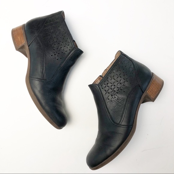 dansko liberty boot